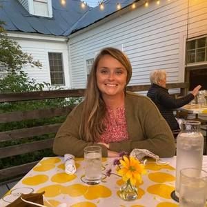 Meet your Posher, Jessica